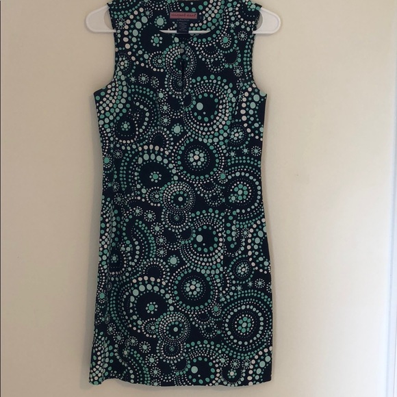 Vineyard Vines Shift Dress - Picture 1 of 4